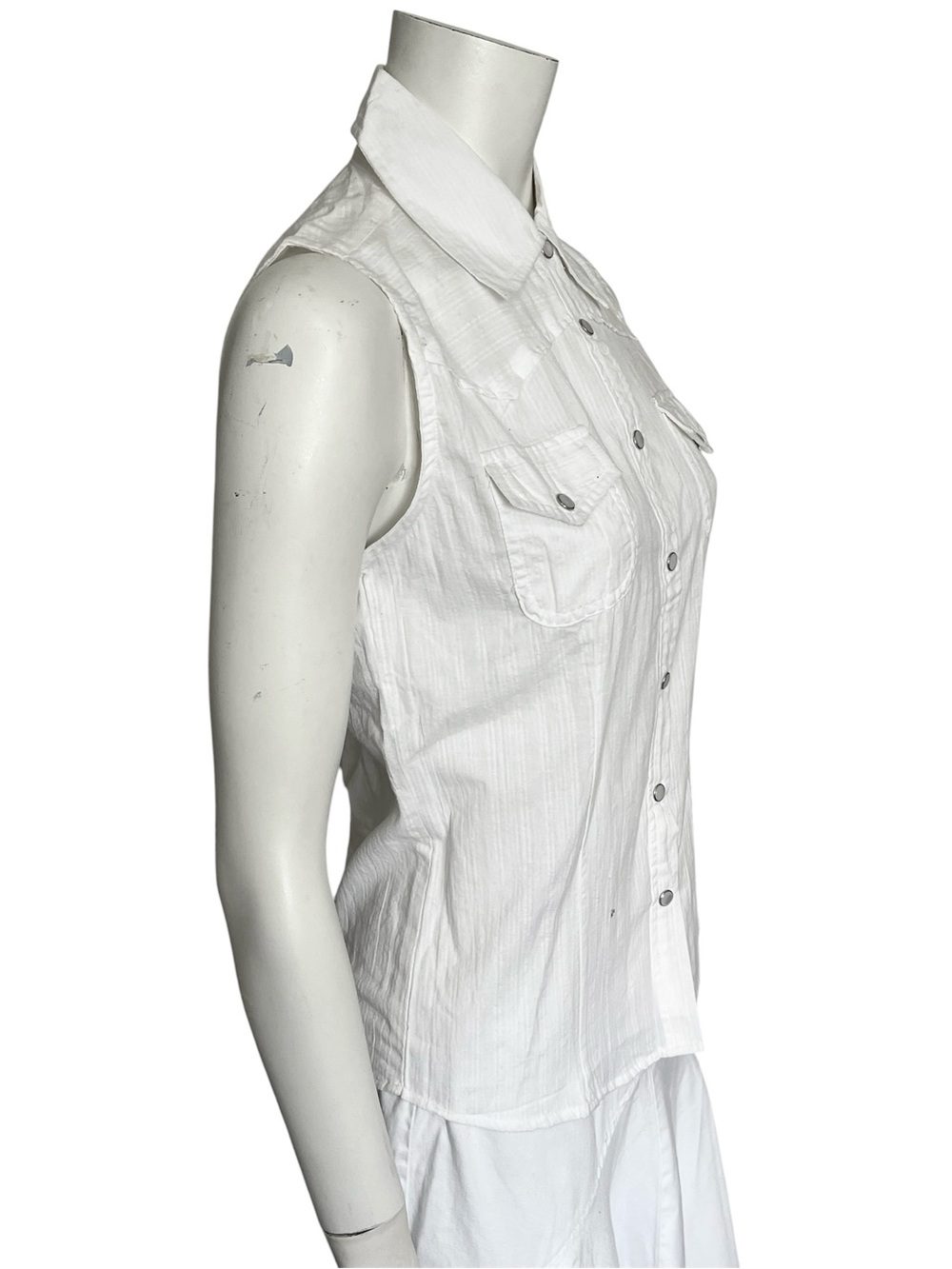 VINTAGE 90s ‘Diana Karine' Sleeveless Western Shirt - Picture 2 of 4